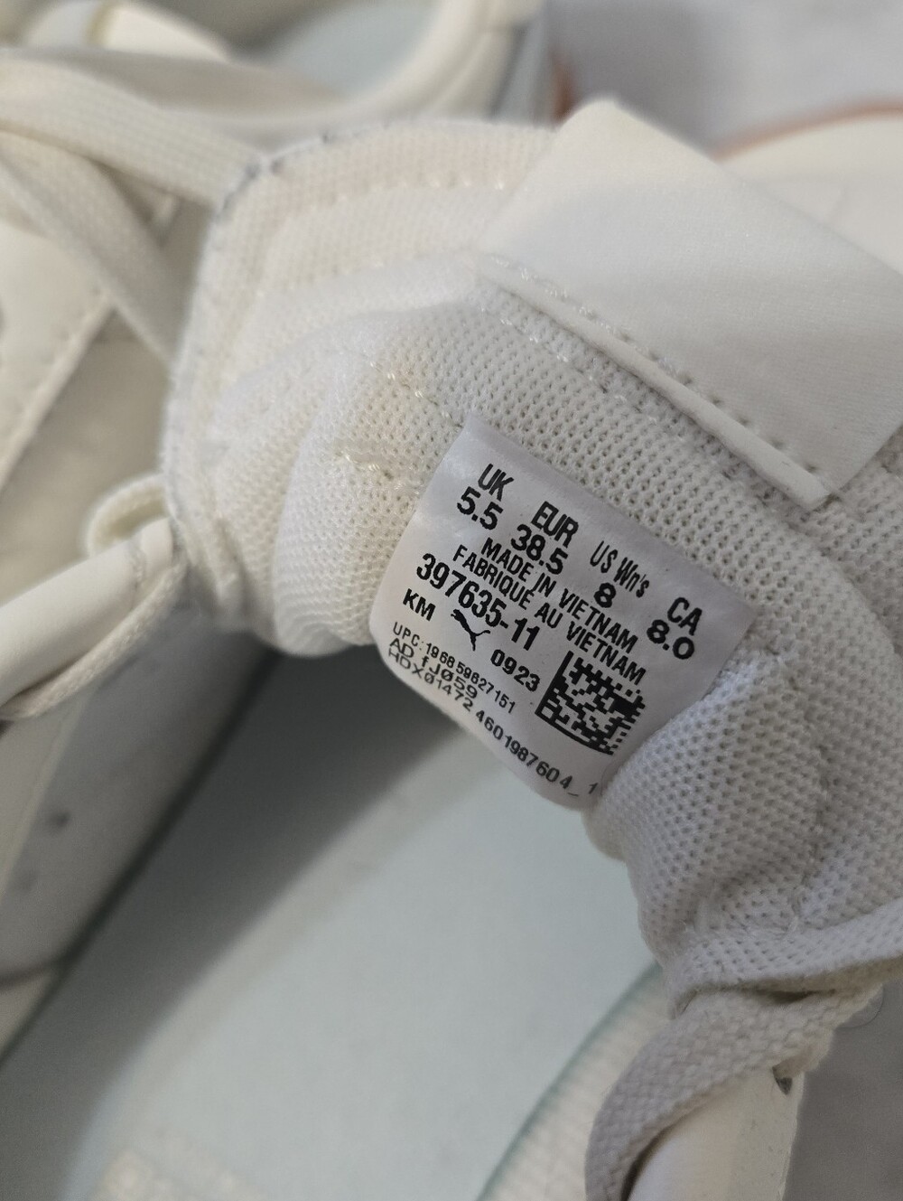 Puma Sneakers with Light Blue Stripe and Gum Sole - Picture 7 of 7
